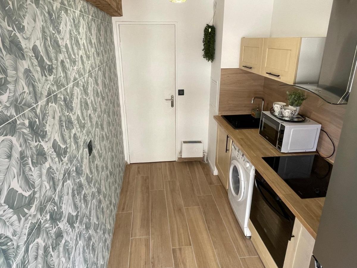 New Apartment At 150M From The Beaches Easy Check In ジュアン・レ・パン エクステリア 写真