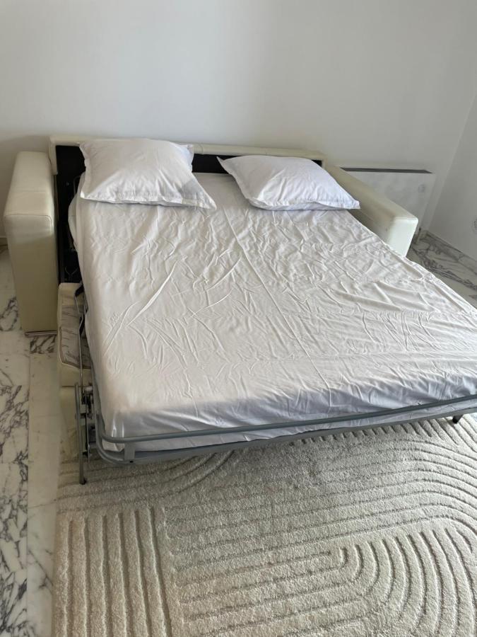 New Apartment At 150M From The Beaches Easy Check In ジュアン・レ・パン エクステリア 写真